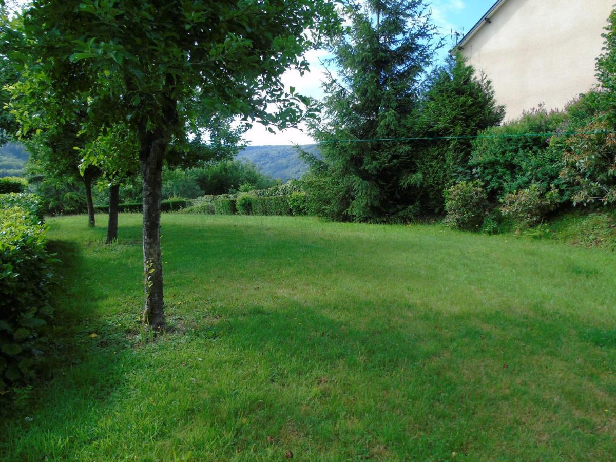 Maison L'Hirondelle Rustique A Tournavaux מראה חיצוני תמונה